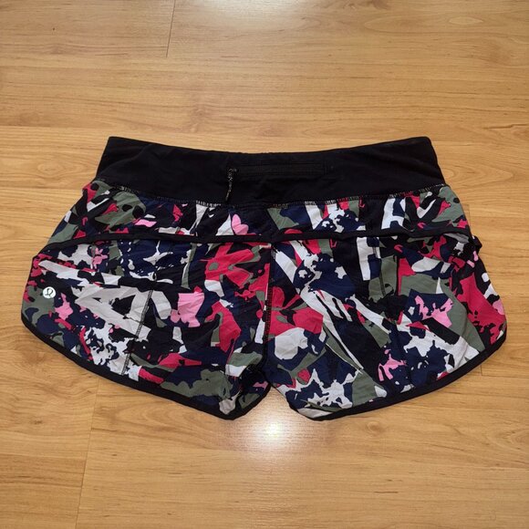 Lulu Lemon Speed Up Short - Picture 4 of 5